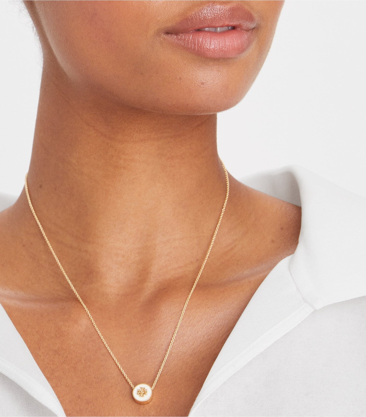 Tory Burch Icon Enamel Pendant Necklace - Tory Gold / Black