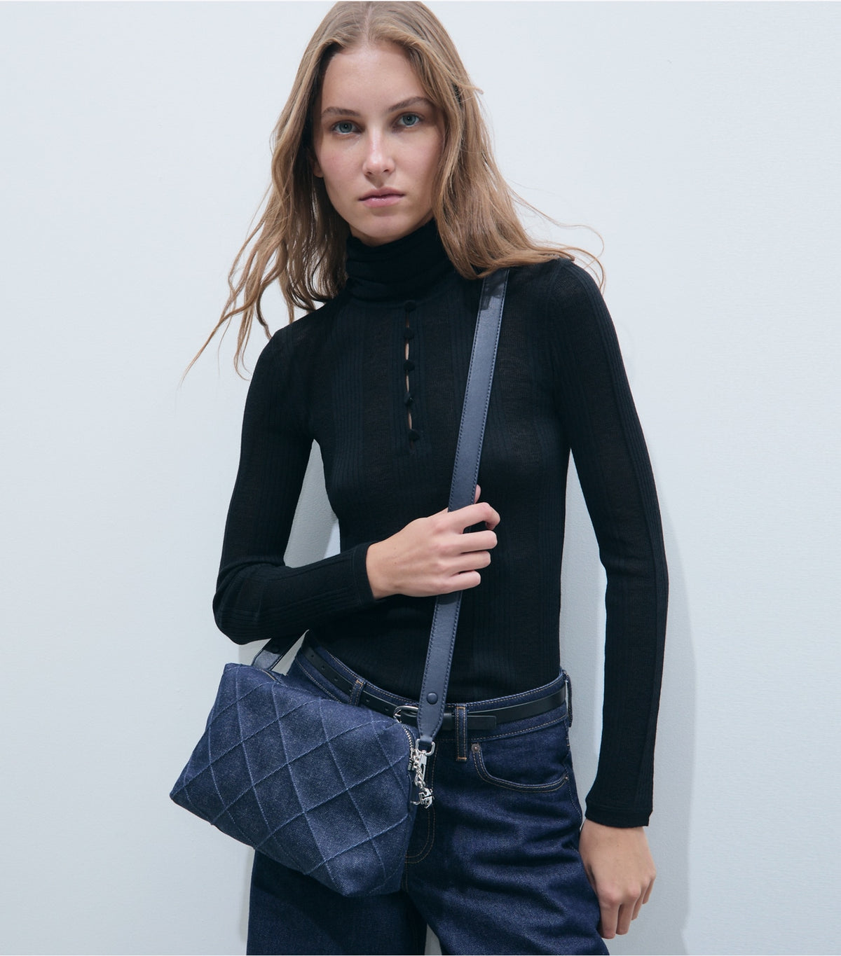 Tory Burch Large Fleming Denim Soft Crossbody Bag - Blue