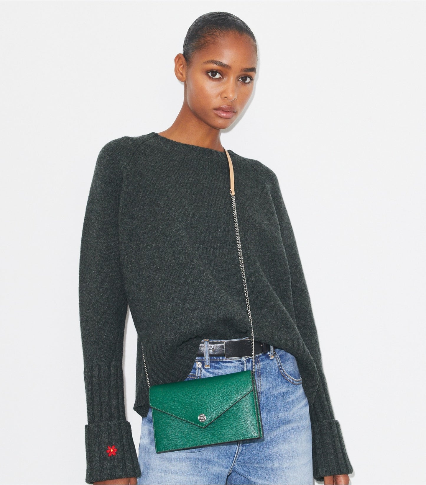Tory Burch Pebble Envelope Chain Wallet - Dark Kale