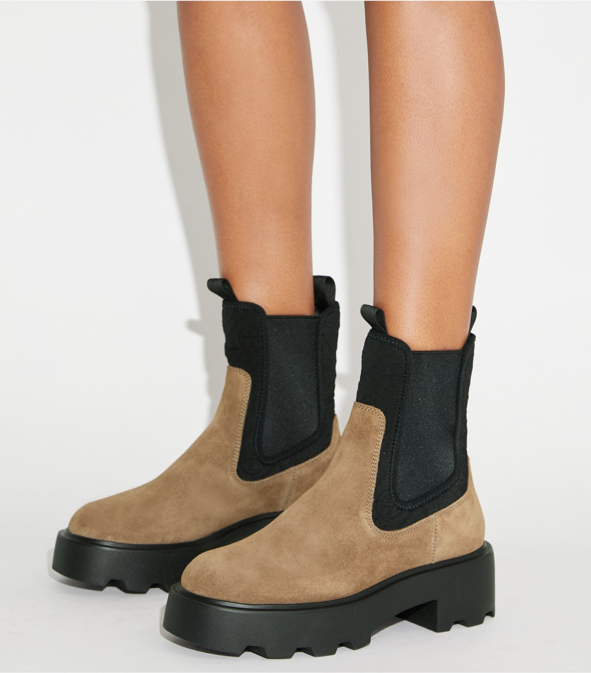 Tory Burch T Monogram Chelsea Lug Boot - River Rock