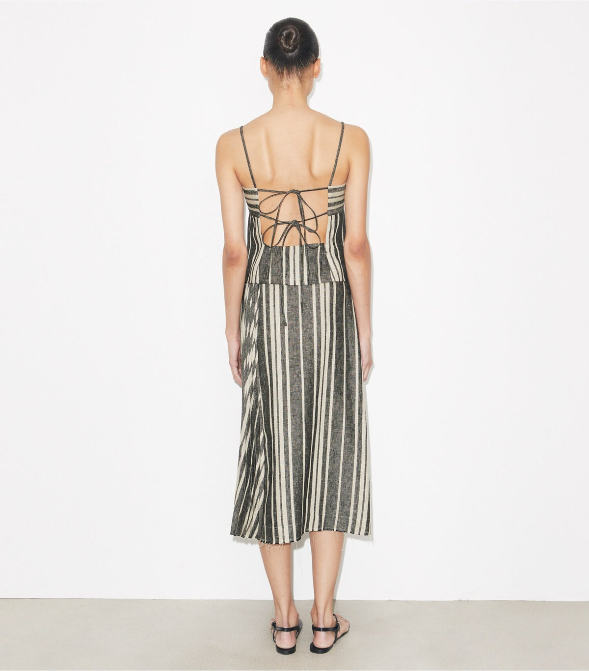 Tory Burch Linen Wrap Skirt - Black / Ivory