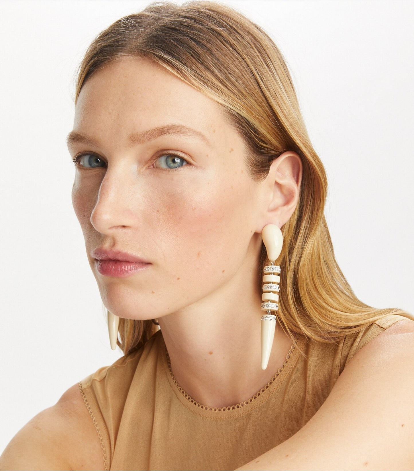 Tory Burch Curiosity Snake Earring - Ivory / Crystal