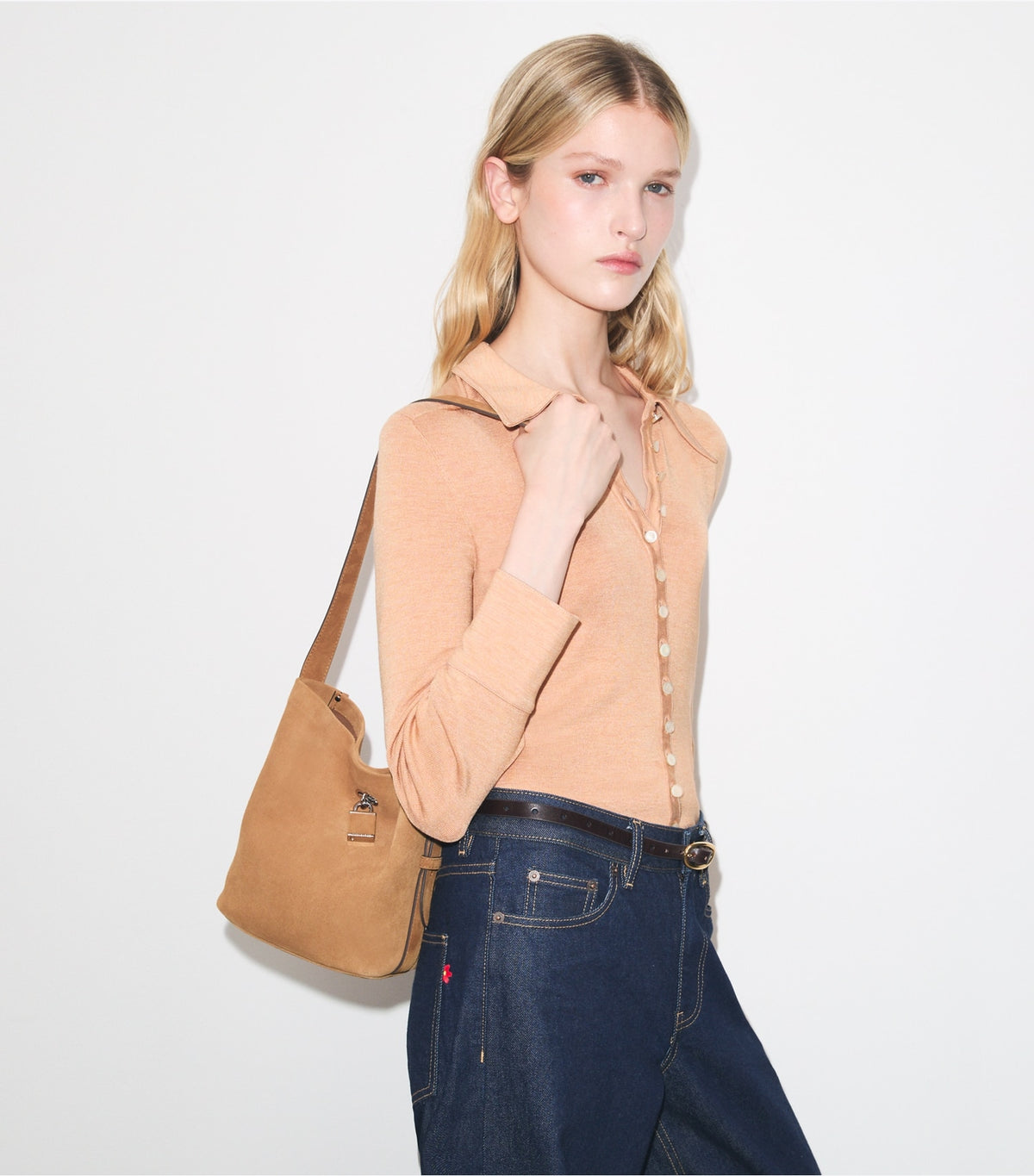 Tory Burch Medium Lock Suede Slim Bucket Bag - Toffee