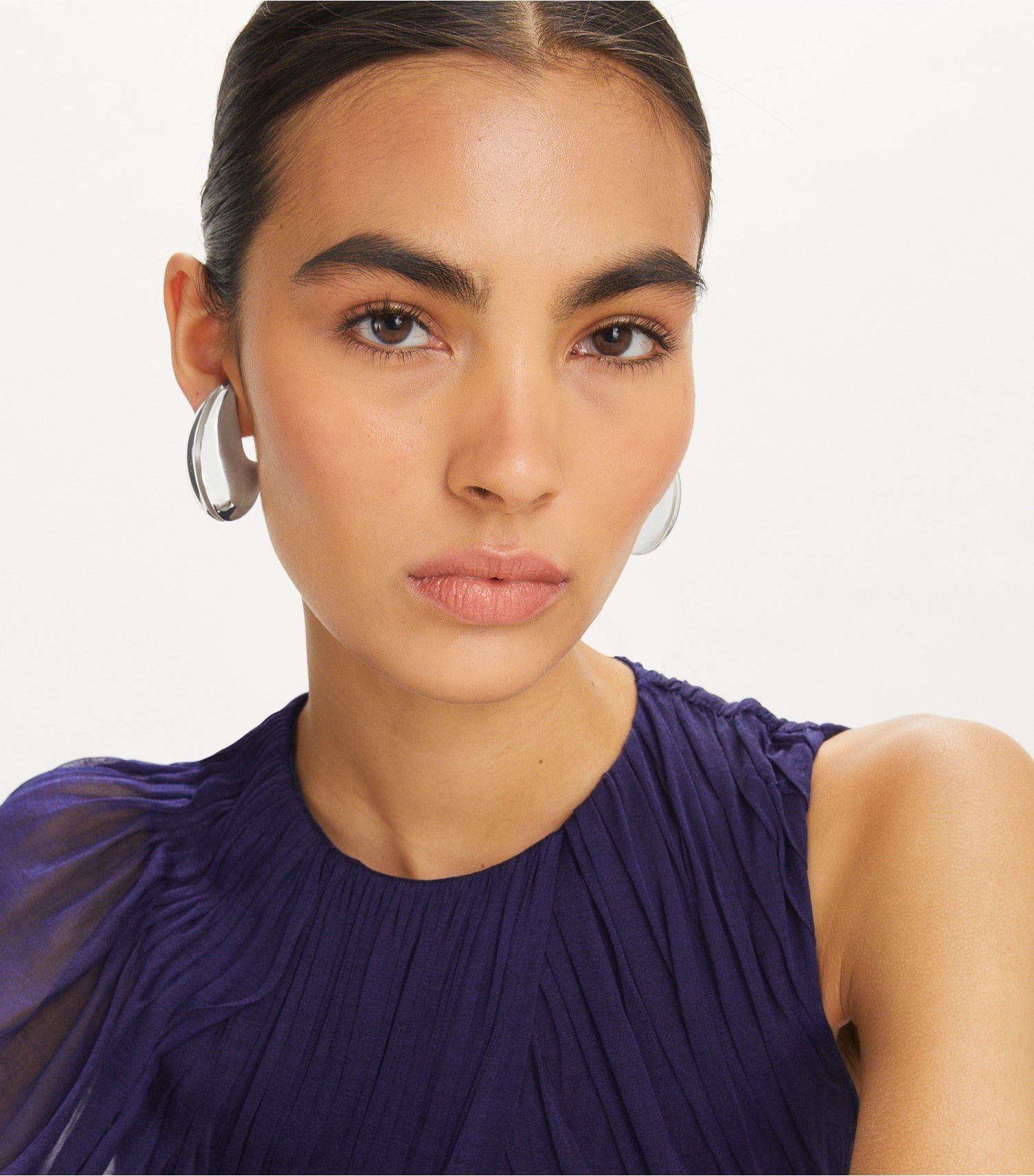 Tory Burch Pierced Earrings - Light Brass