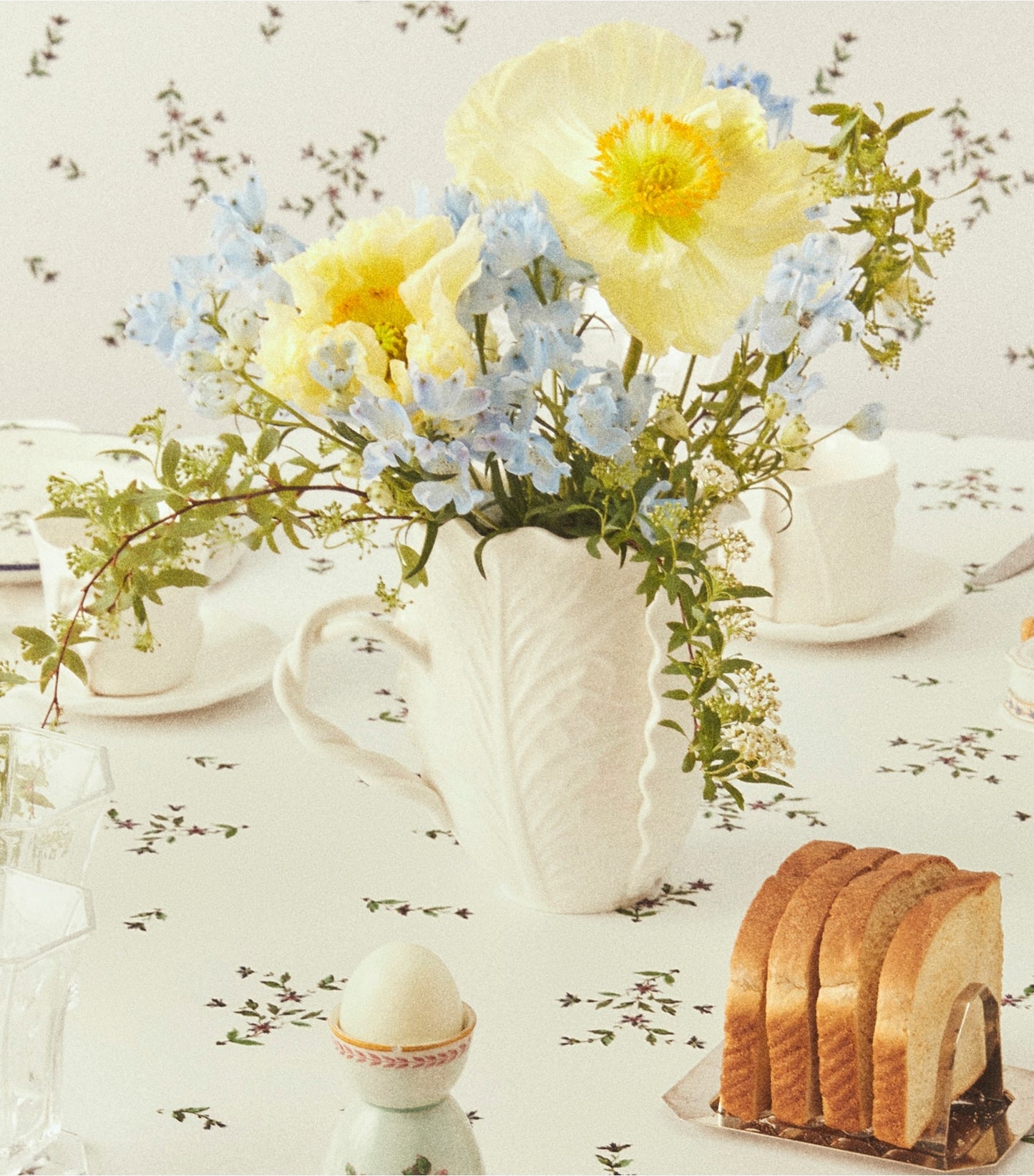 Tory Burch Lettuce Ware Pitcher - White