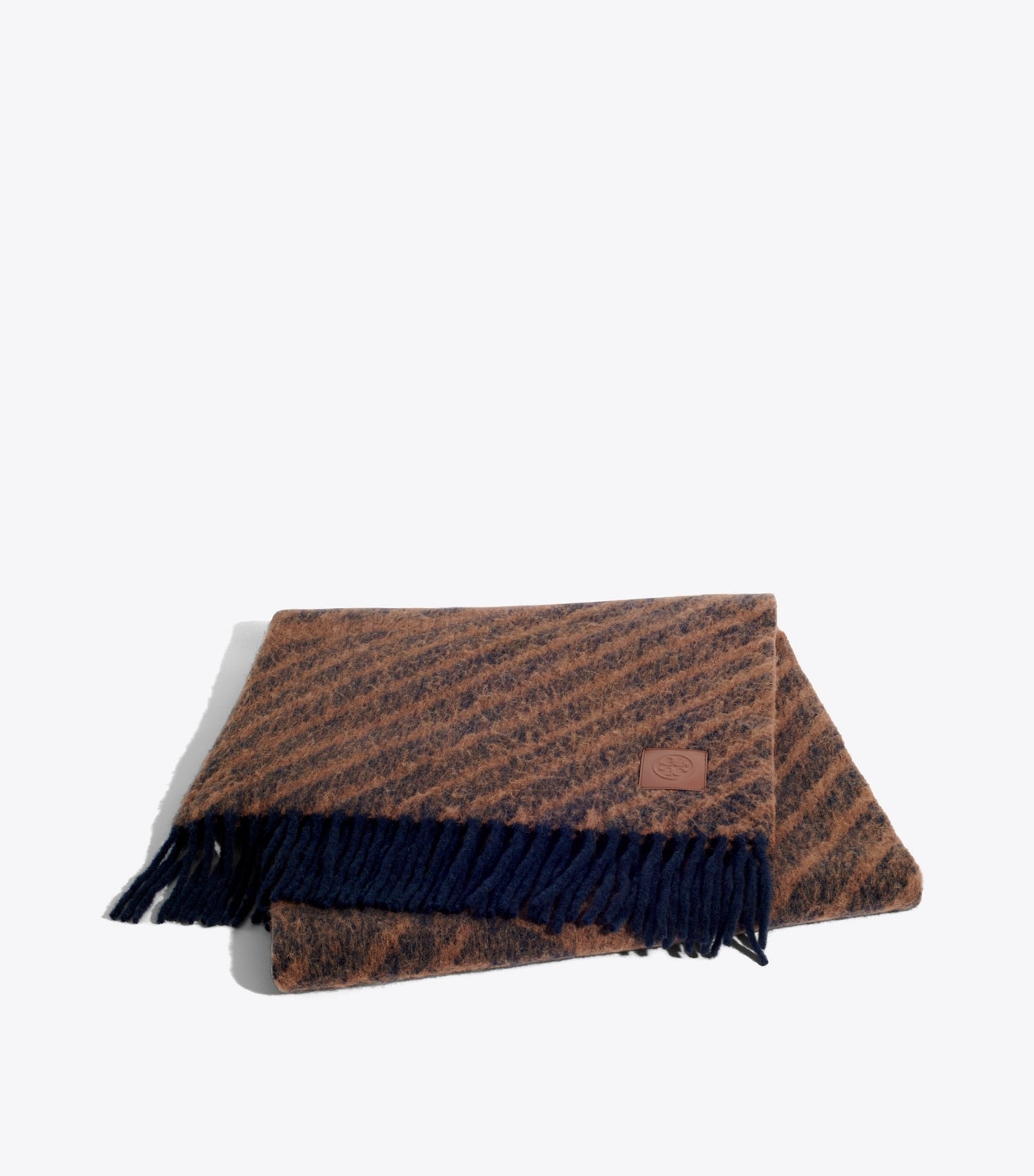 Tory Burch Logo Stripe Bouclé Blanket - Navy / Brown