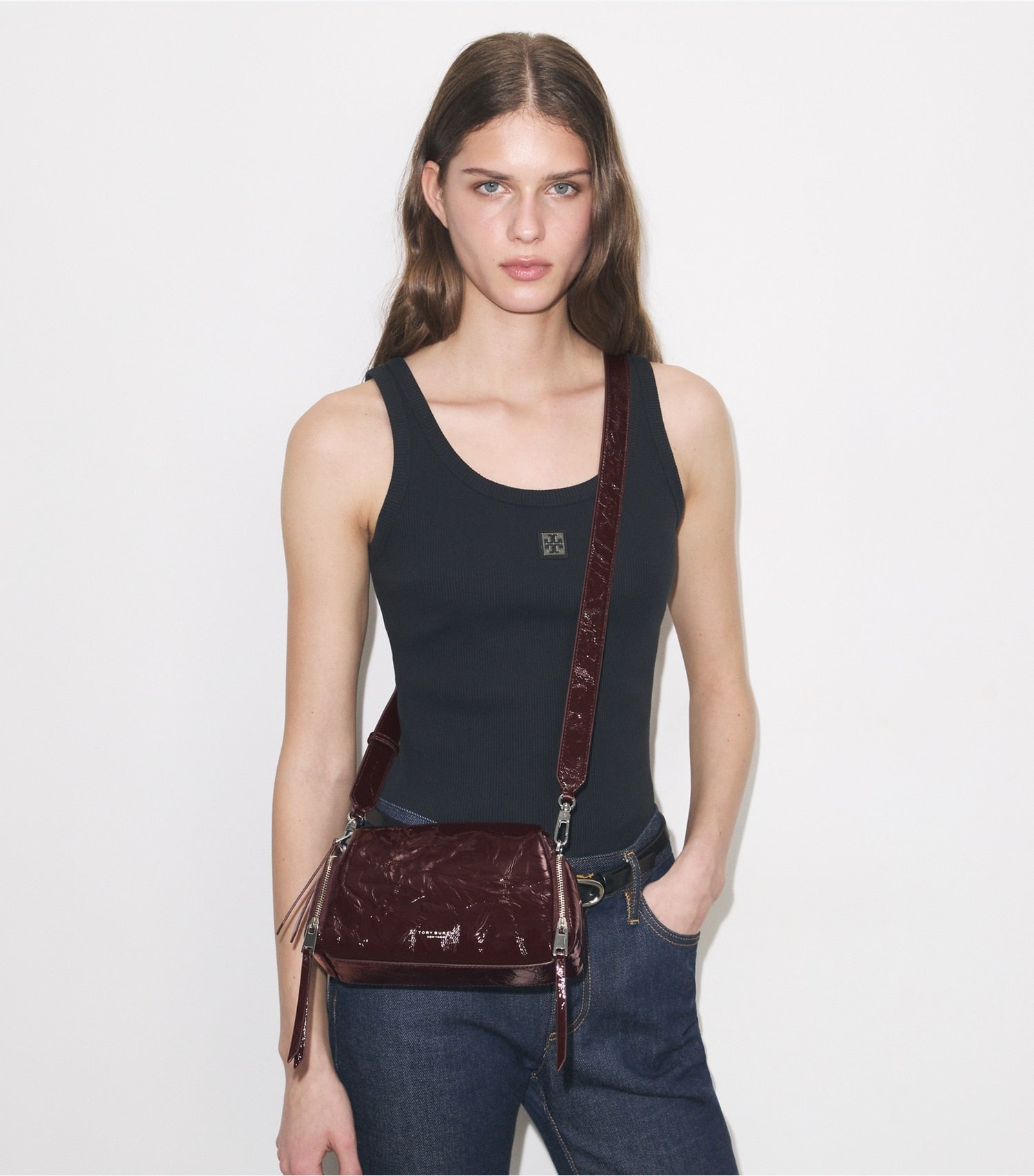 Tory Burch Perry Patent Voyager Crossbody Bag - Albarossa