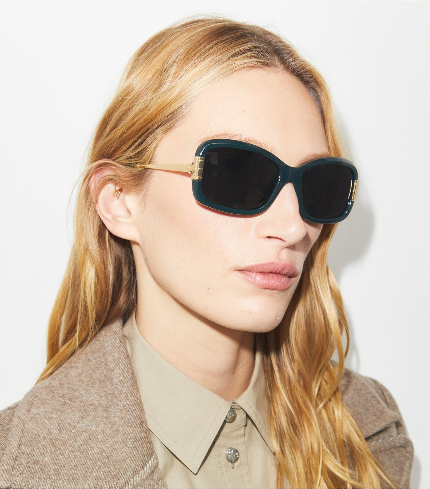 Tory Burch Eleanor Rectangle Sunglasses - Black/Grey Gradient