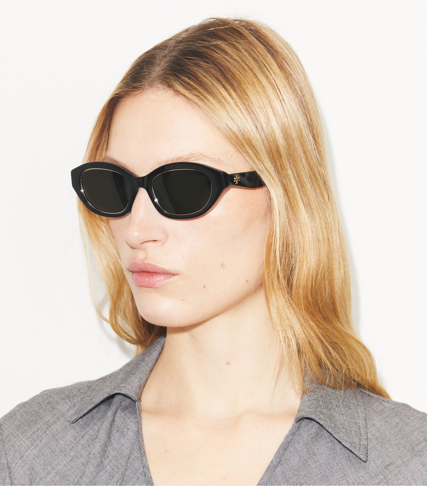 Tory Burch Kira Cat-Eye Sunglasses - Transparent Pink/ Dark Brown