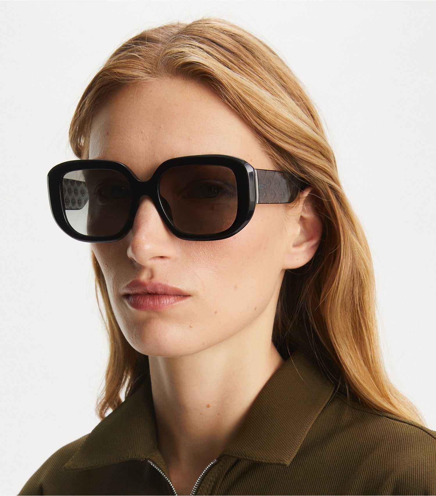 Tory Burch T Monogram Geometric Sunglasses - Black/Grey Gradient