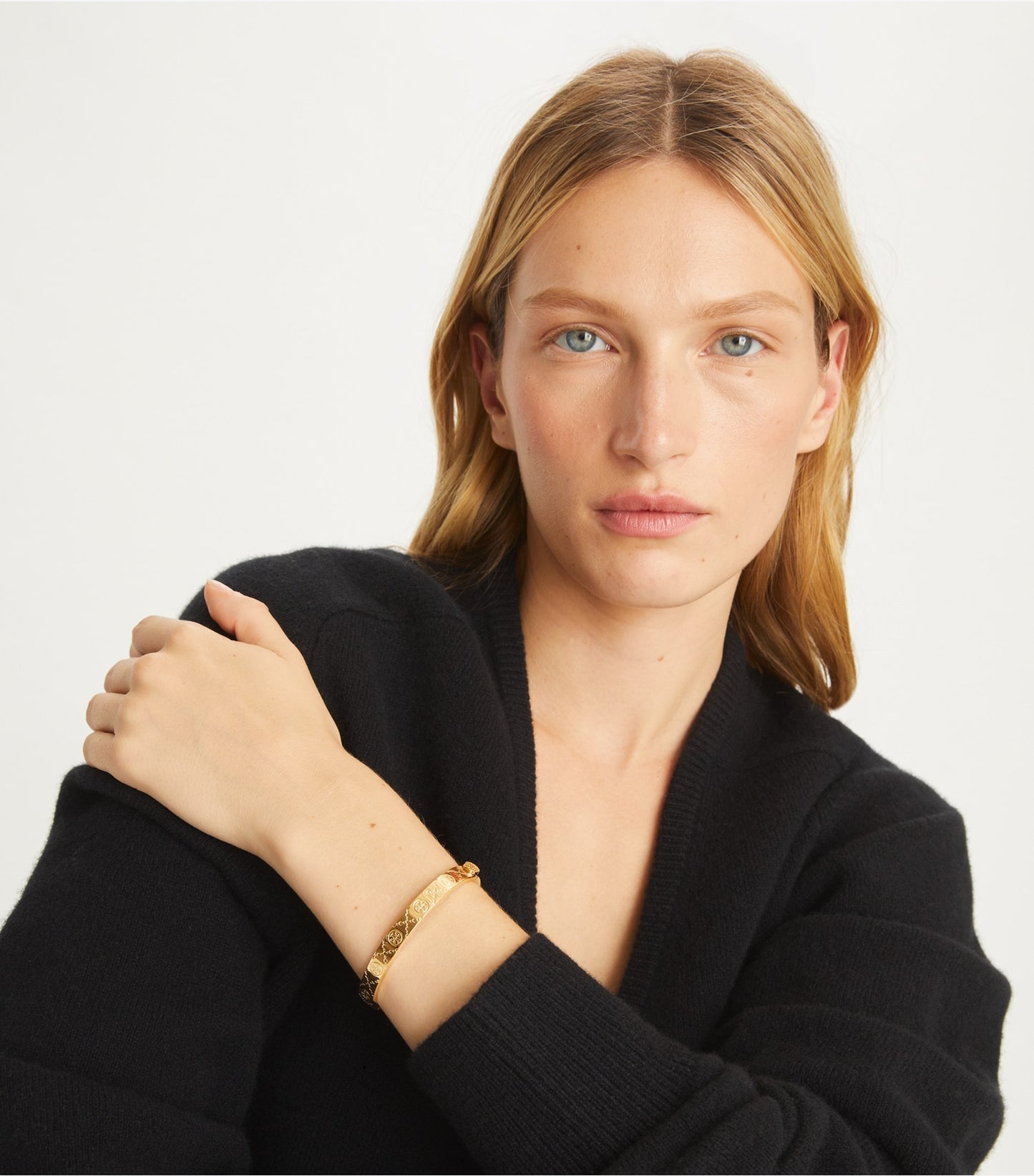 Tory Burch Icon T Monogram Hinge Bracelet - Tory Gold