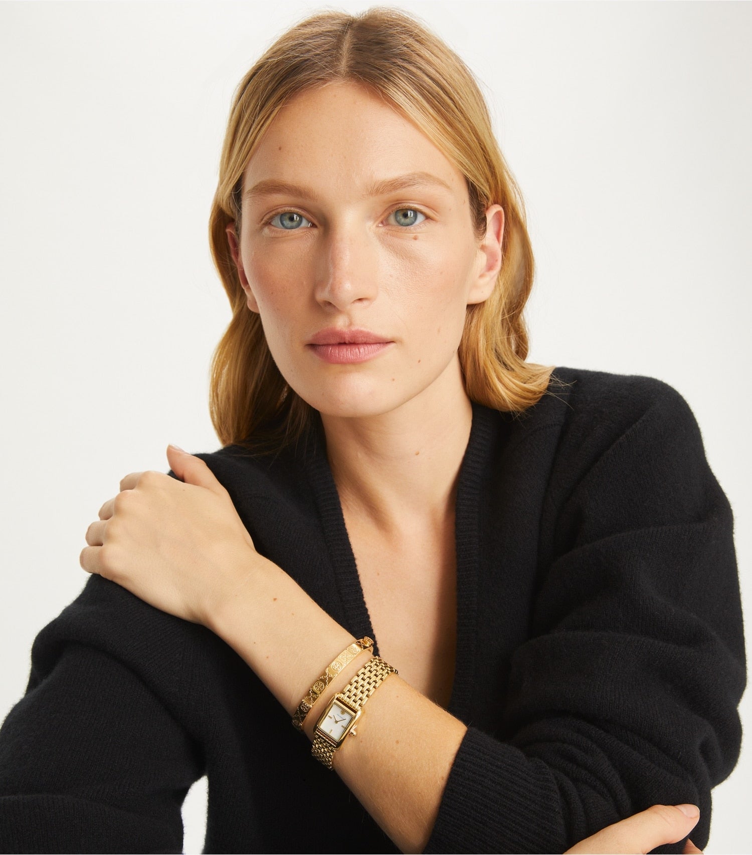 Tory Burch Icon T Monogram Hinge Bracelet - Tory Gold