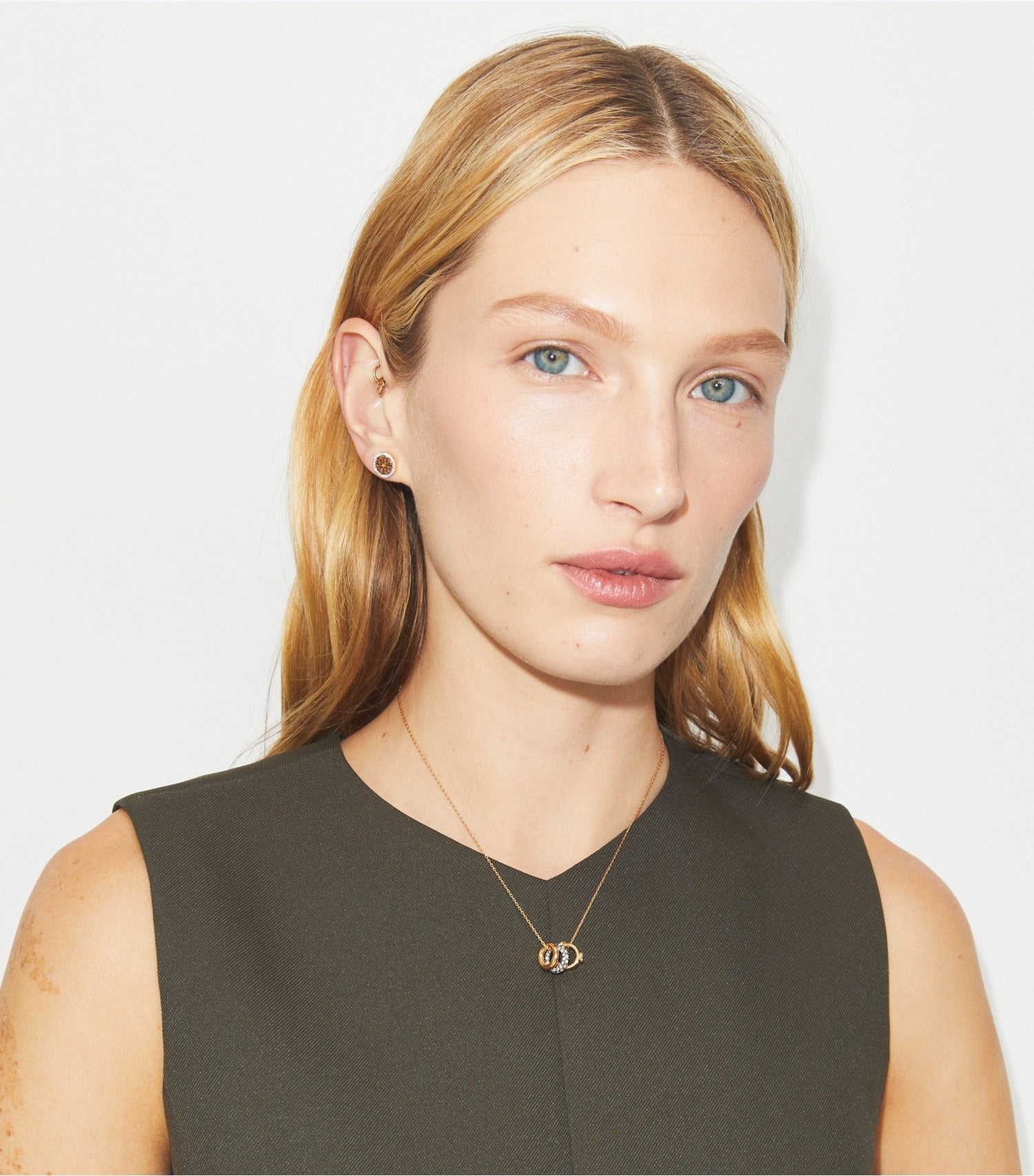 Tory Burch Icon Pavé Necklace and Earring Set - Tory Gold / Crystal